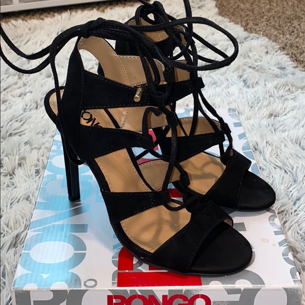 BONGO HEELS
